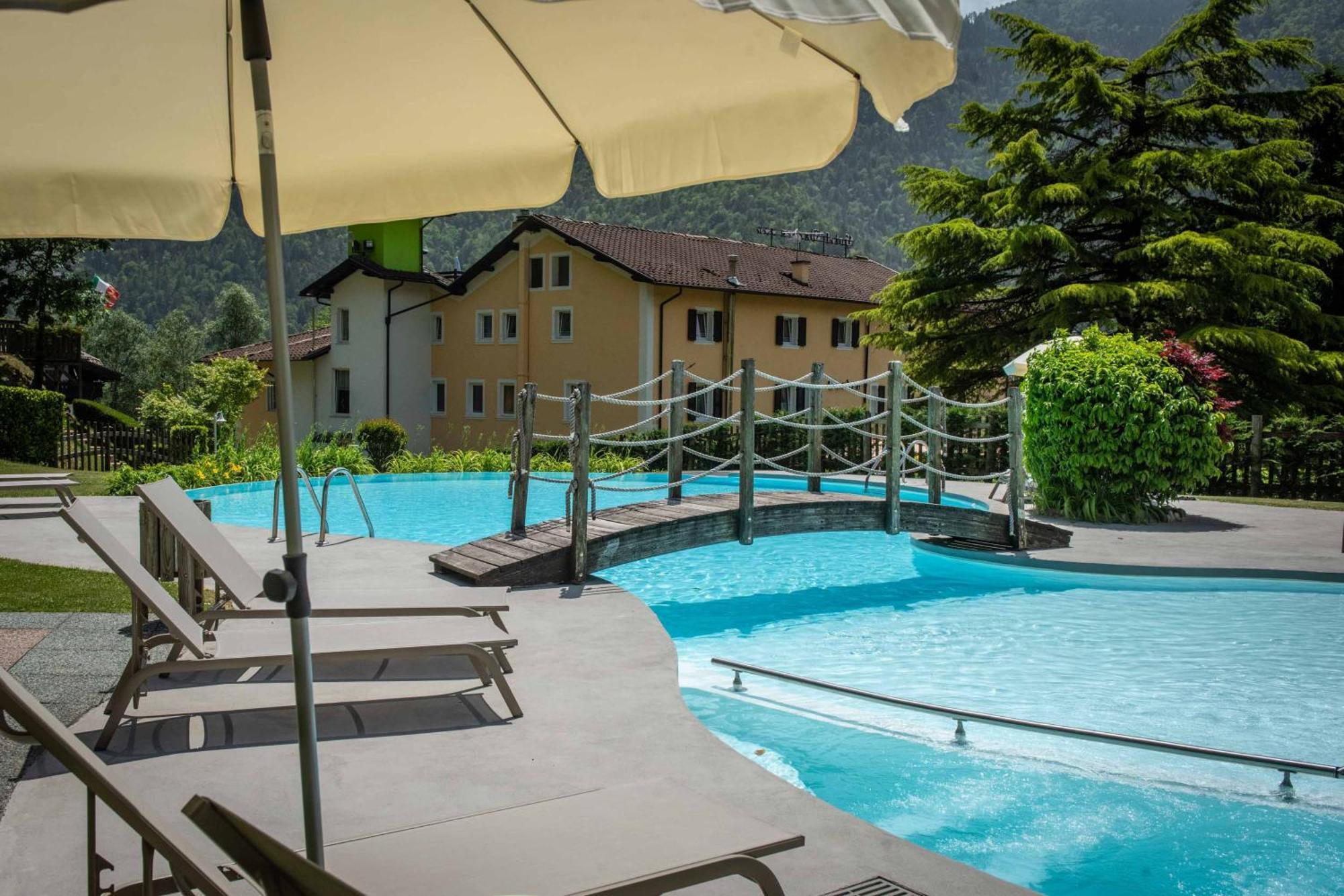 Good Life Hotel Garden Pieve Di Ledro Esterno foto