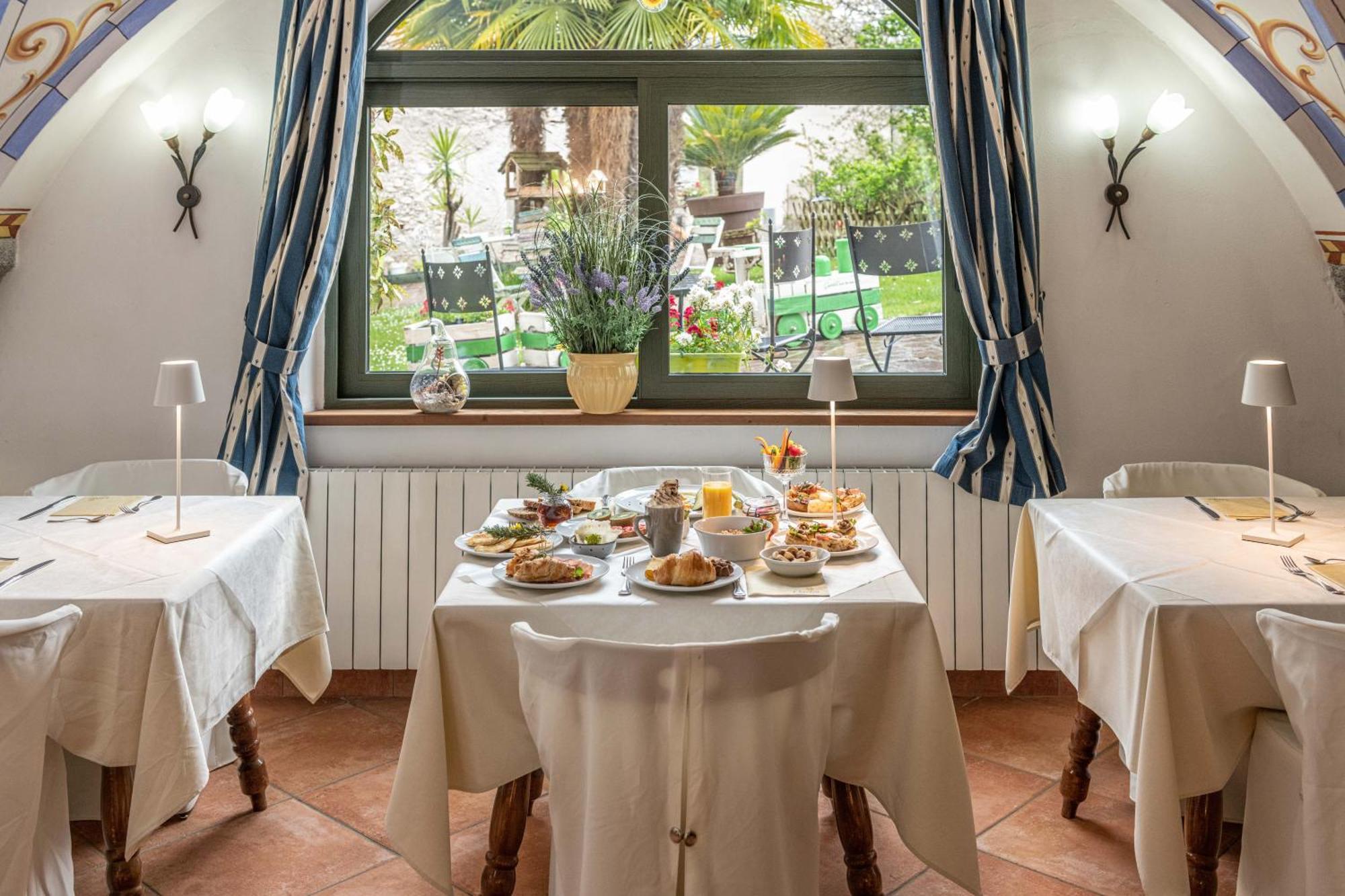 Good Life Hotel Garden Pieve Di Ledro Esterno foto